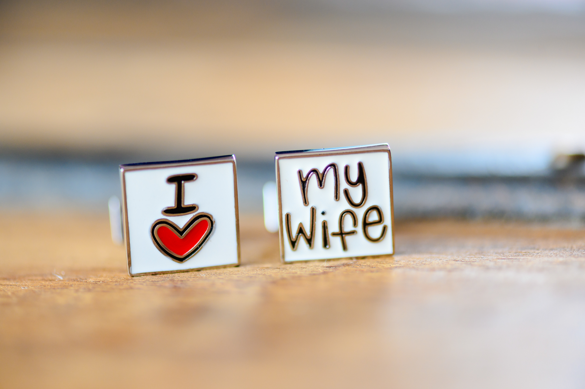 Couple élégant le jour de leur mariage en France