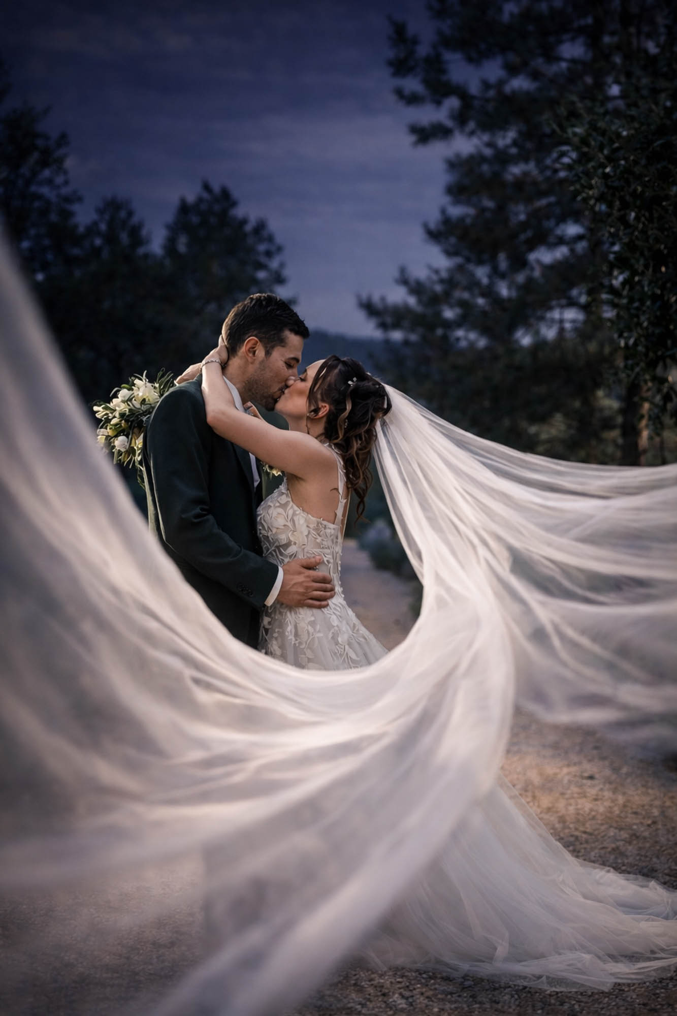 Cérémonie de mariage élégante — photographe mariage Hautes-Alpes Brieuc Merciere