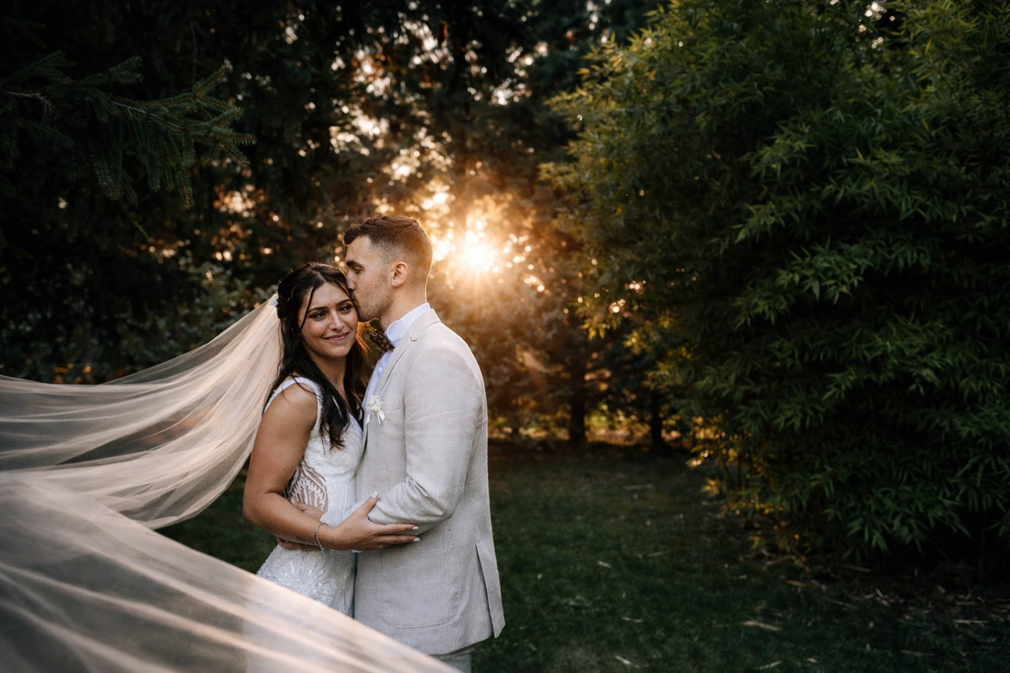 Reportage de mariage — style documentaire Fearless Brieuc Merciere photographe Gap